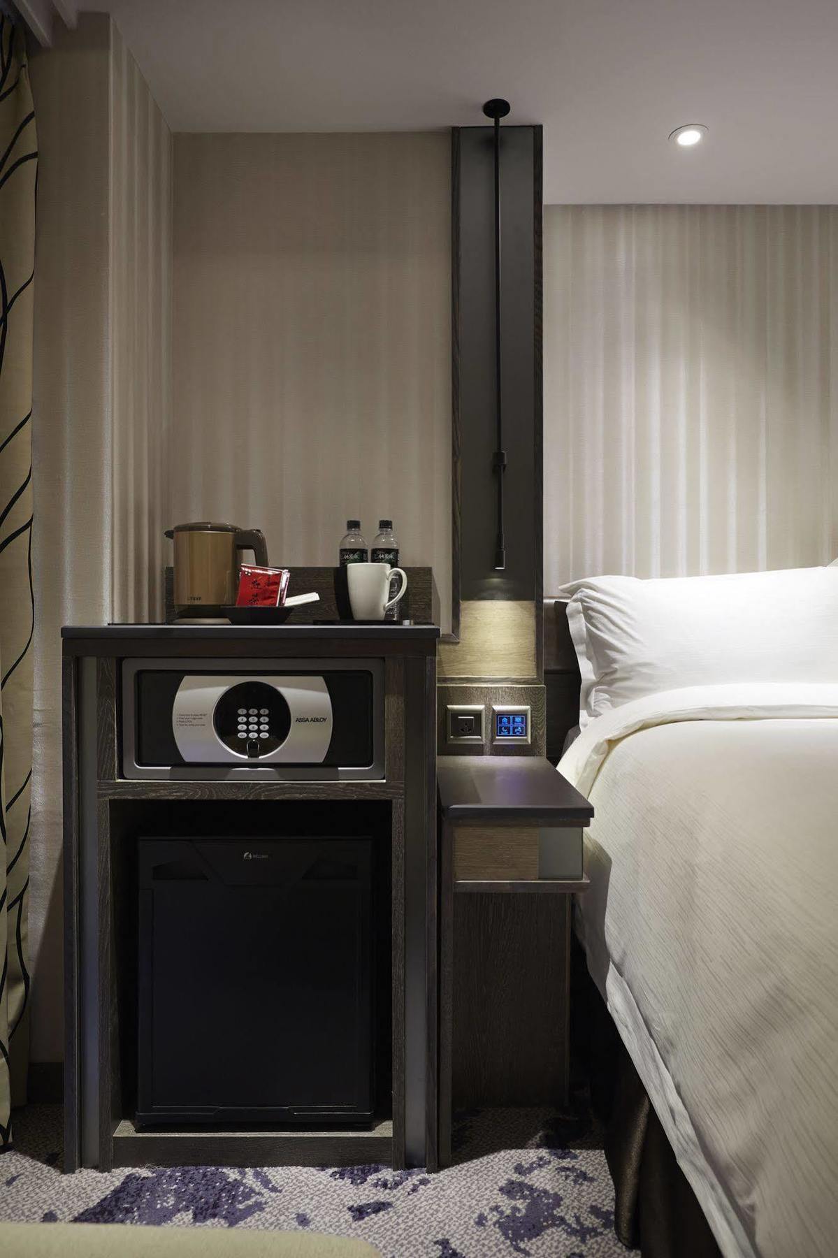 At Home Hotel Ximen تايبيه المظهر الخارجي الصورة